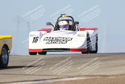 media/Oct-26-2025-CalClub SCCA (Sun) [[8ce1e69566]]/Group 6/Grapevine/